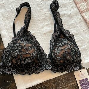 Hanky Panky bra size small